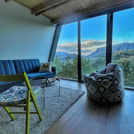 Kucica Na Brdu Brda (Sarajevo)